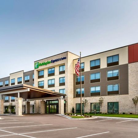 Holiday Inn Express & Suites - Milwaukee West Allis By Ihg Eksteriør bilde
