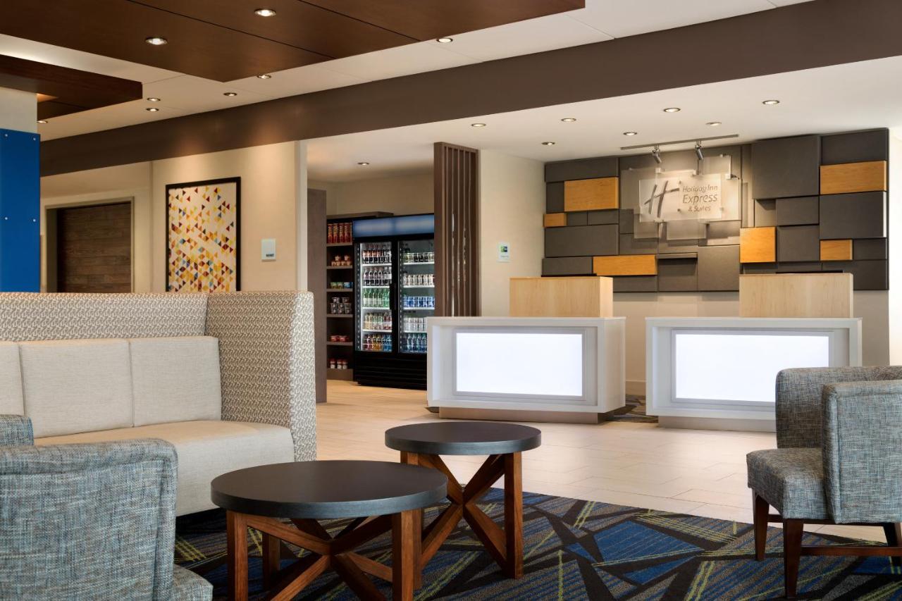 Holiday Inn Express & Suites - Milwaukee West Allis By Ihg Eksteriør bilde