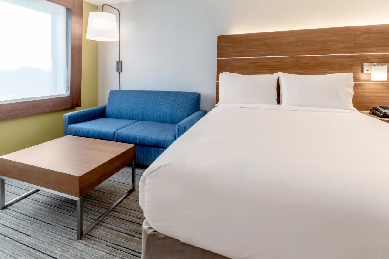 Holiday Inn Express & Suites - Milwaukee West Allis By Ihg Eksteriør bilde